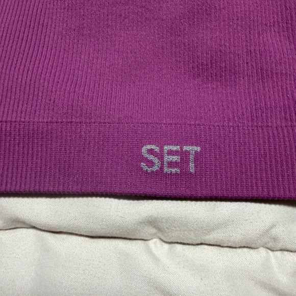 2 Set Active bras - Picture 7 of 9